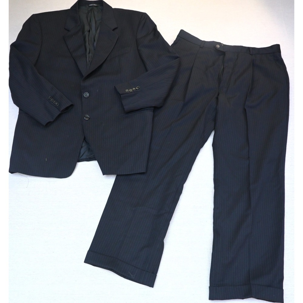 Vintage Armani Collezioni Mens Navy Pinstripe Wool 2 Button Suit Made in Italy